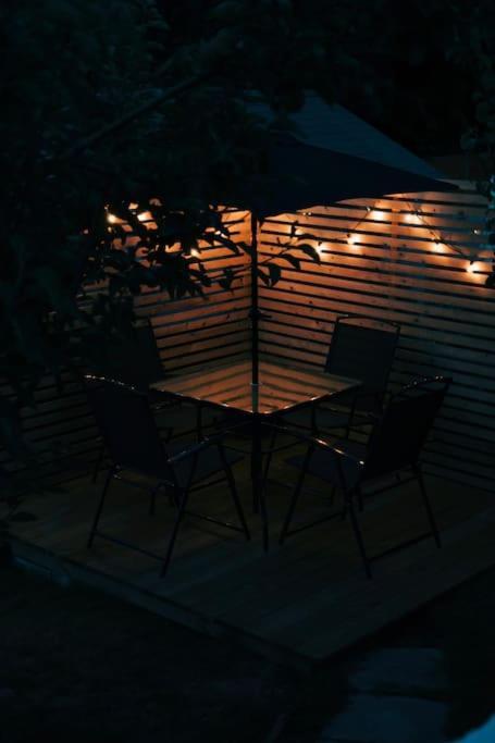 The Palm House Falmouth - Minutes From The Beach! Ngoại thất bức ảnh
